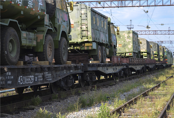 近日，完成俄罗斯2015年军事竞赛的解放军各参赛部队已经开始整装带回。他们通过铁路、空中等多种方式返回国内。