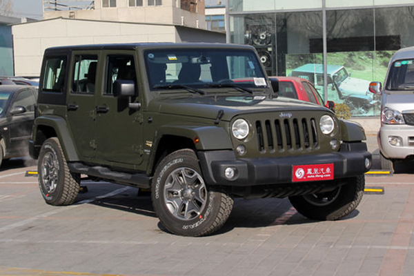 2015款 Jeep牧马人 3.0L 四门版 撒哈拉