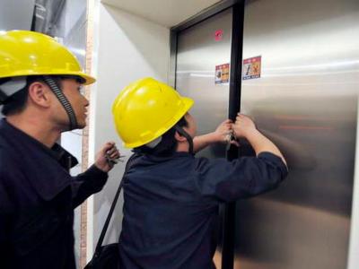 [s]昆明近2/3电梯维保企业工作不规范