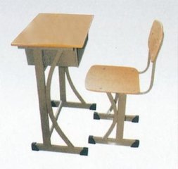 学生升降桌椅3