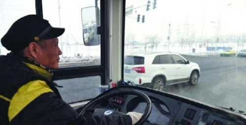 乌鲁木齐五年将推广500辆新能源公交车