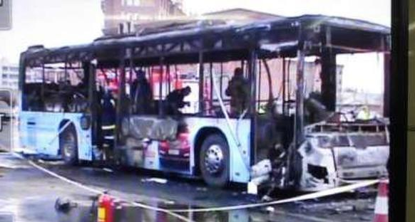 银川一公交车今早突发火灾 致14人死亡
