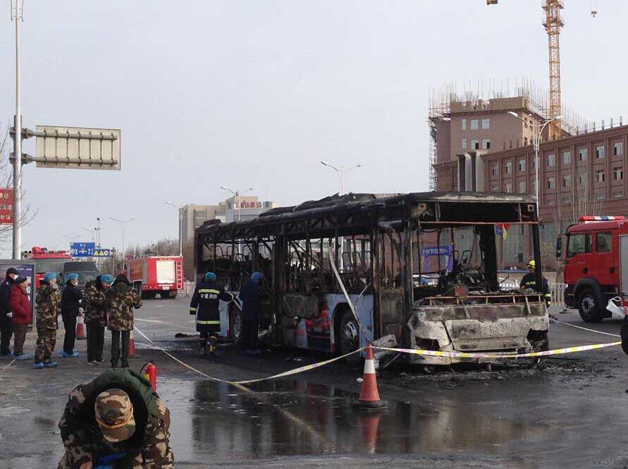 银川公交嫌犯被抓 公交着火时如何逃生