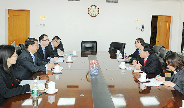 1月25日，史耀斌副部長會見亞洲開發銀行副行長張文才，雙方就中國與亞行合作、中亞學院等議題交換了意見。