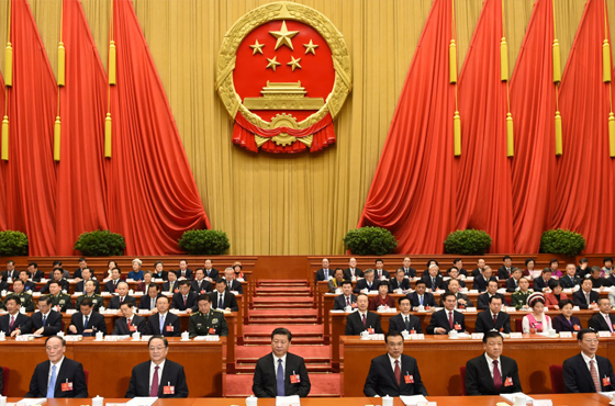 3月5日，第十二届全国人民代表大会第四次会议在北京人民大会堂开幕。党和国家领导人习近平、李克强、俞正声、刘云山、王岐山、张高丽等出席会议。新华社记者 李学仁 摄