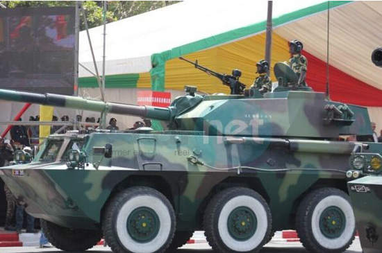 塞内加尔阅兵式上出现的WMA301型6×6轮式装甲车
