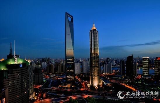 第六名：上海环球金融中心(492米)。位于中国上海陆家嘴的一栋摩天大楼，2008年8月29日竣工。楼高492米，地上101层，是目前中国第3高楼（截至2014年）世界最高的平顶式大楼。开发商为“上海环球金融中心有限公司”，1995年由日本森大厦株式会社主导兴建。