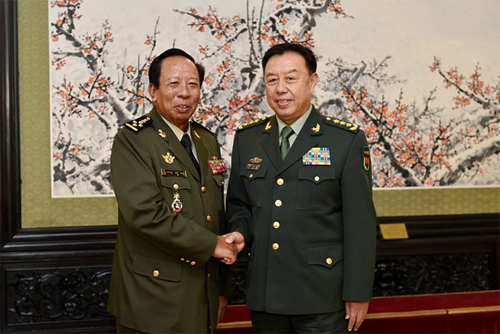 范长龙会见柬埔寨副首相兼国防大臣