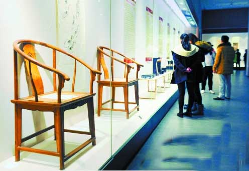 湘潭首届红木家具博览会、首届古典家具珍藏鉴赏会开展