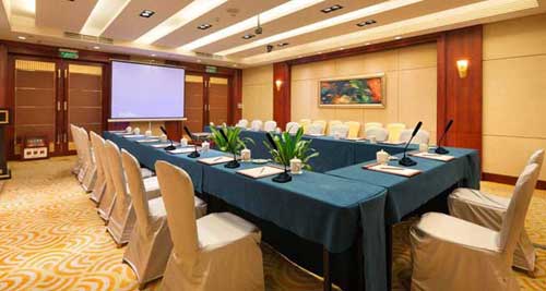北京市顺义区行政中心会议系统采购项目居首