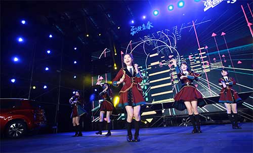 11、-SNH-48热情表演.jpg