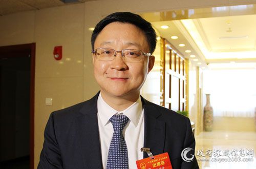 全国人大代表、科大讯飞股份有限公司董事长刘庆峰