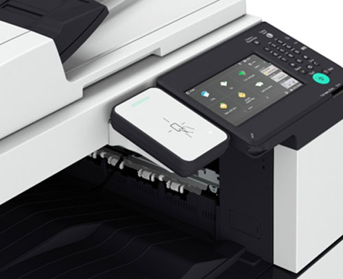 iR 2600系列设备支持个人身份验证，用户可将打印任务发送给自己后实现安全打印